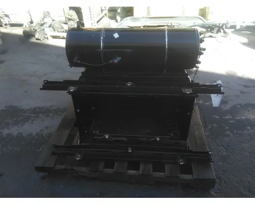 KENWORTH T680 BATTERY BOX