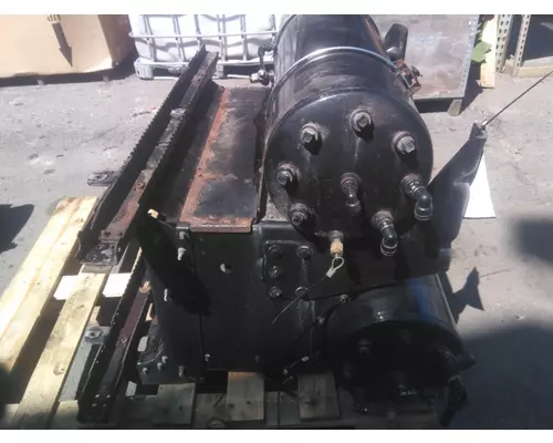 KENWORTH T680 BATTERY BOX