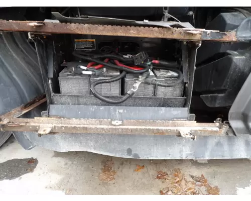 KENWORTH T680 BATTERY BOX