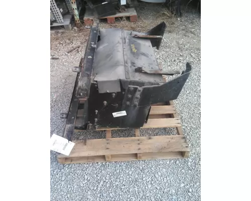 KENWORTH T680 BATTERY BOX