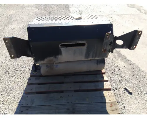 KENWORTH T680 BATTERY BOX