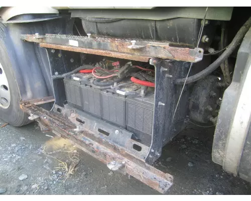 KENWORTH T680 BATTERY BOX