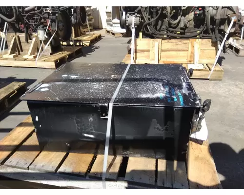 KENWORTH T680 BATTERY BOX