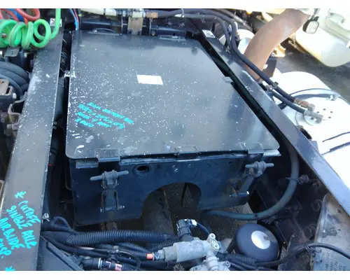 KENWORTH T680 BATTERY BOX