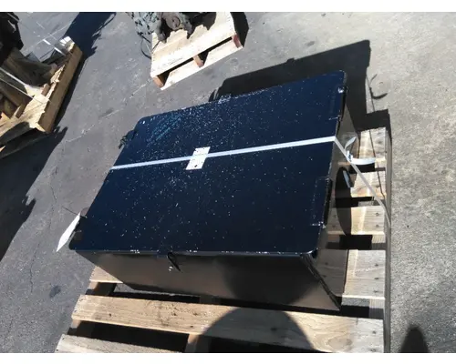 KENWORTH T680 BATTERY BOX