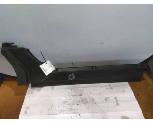 KENWORTH T680 BODY PARTS, MISC.