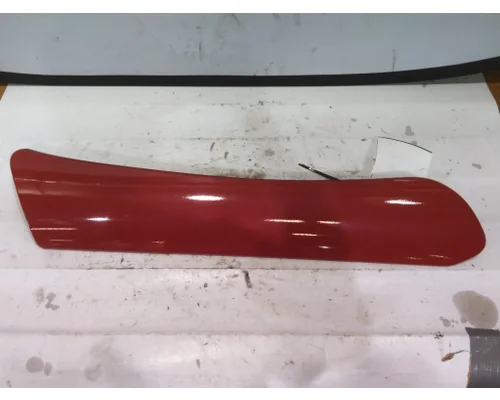 KENWORTH T680 BODY PARTS, MISC.