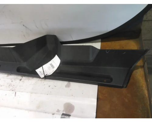 KENWORTH T680 BODY PARTS, MISC.
