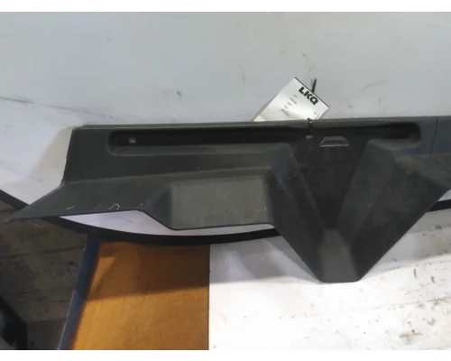 KENWORTH T680 BODY PARTS, MISC.