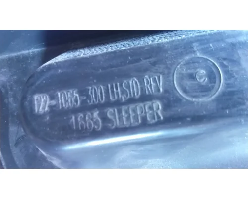 KENWORTH T680 BODY PARTS, MISC.