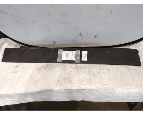 KENWORTH T680 BODY PARTS, MISC.