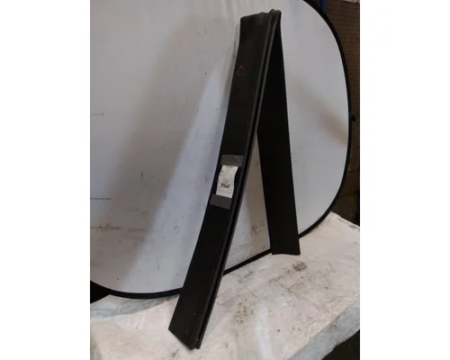 KENWORTH T680 BODY PARTS, MISC.