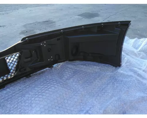 KENWORTH T680 BUMPER ASSEMBLY, FRONT