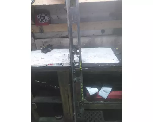 KENWORTH T680 BUMPER BRACKET
