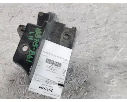 KENWORTH T680 BUMPER BRACKET