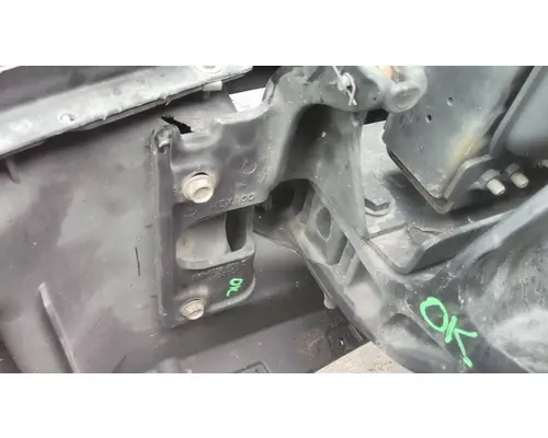 KENWORTH T680 BUMPER BRACKET