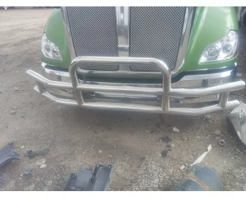 KENWORTH T680 BUMPER BRUSH GUARD
