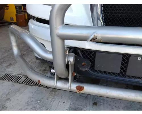 KENWORTH T680 BUMPER BRUSH GUARD