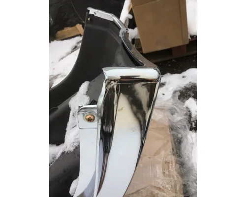 KENWORTH T680 BUMPER END