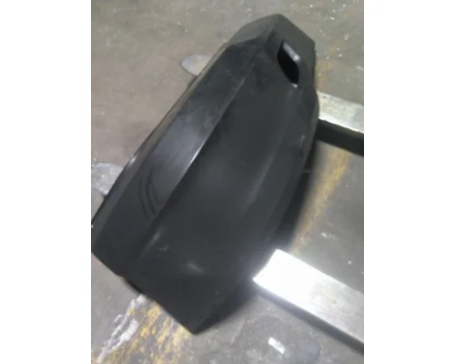 KENWORTH T680 BUMPER END