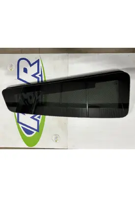 KENWORTH T680 Back Glass