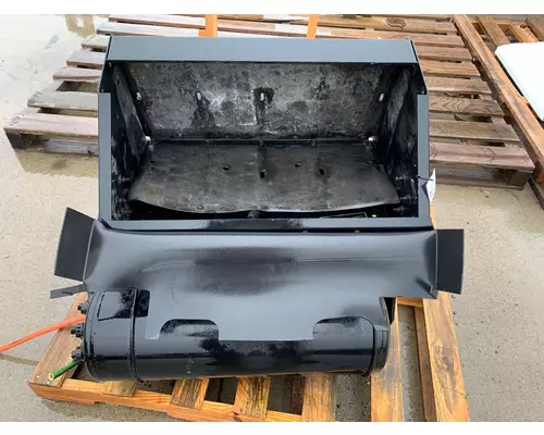 KENWORTH T680 Battery Box