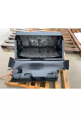 KENWORTH T680 Battery Box