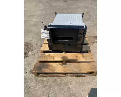 KENWORTH T680 Battery Box