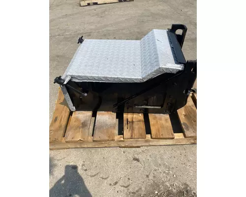 KENWORTH T680 Battery Box