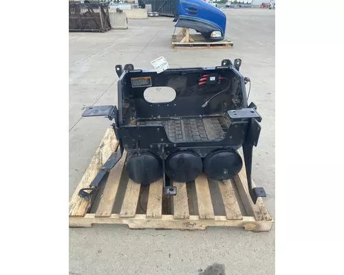 KENWORTH T680 Battery Box