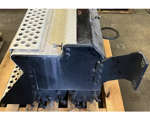 KENWORTH T680 Battery Box