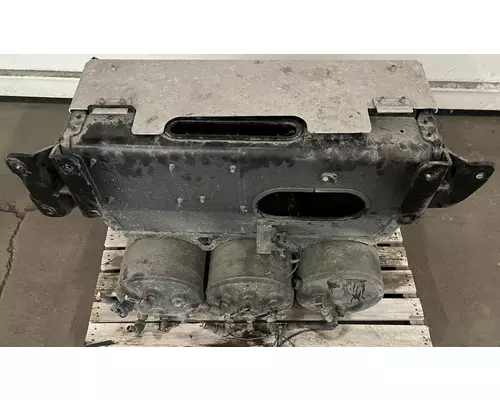 KENWORTH T680 Battery Box