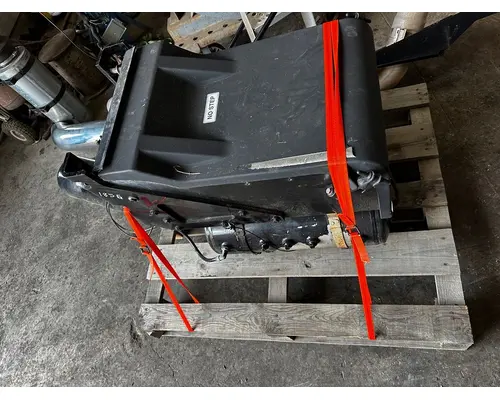 KENWORTH T680 Battery Box