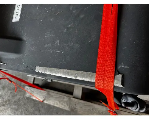 KENWORTH T680 Battery Box