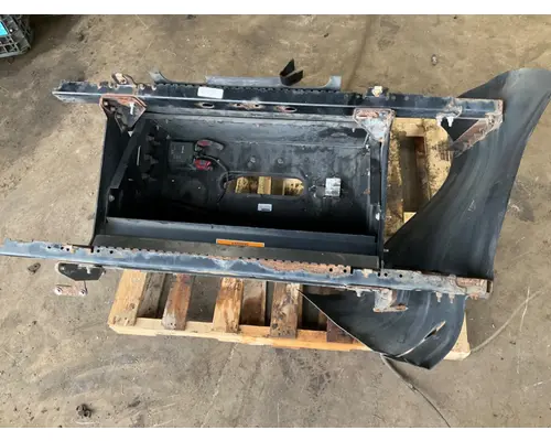 KENWORTH T680 Battery Tray