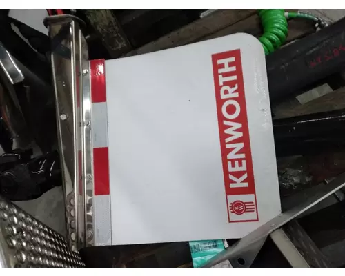 KENWORTH T680 Body Parts, Misc.