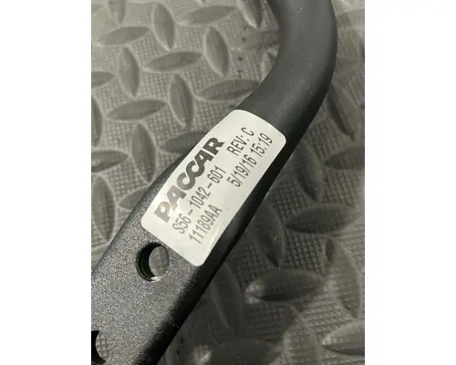 KENWORTH T680 Body Parts, Misc.