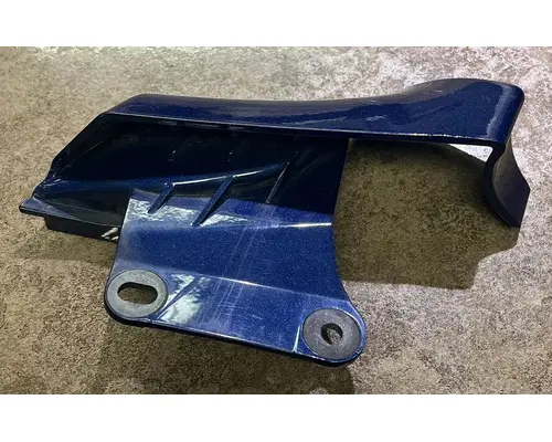 KENWORTH T680 Body Parts, Misc.