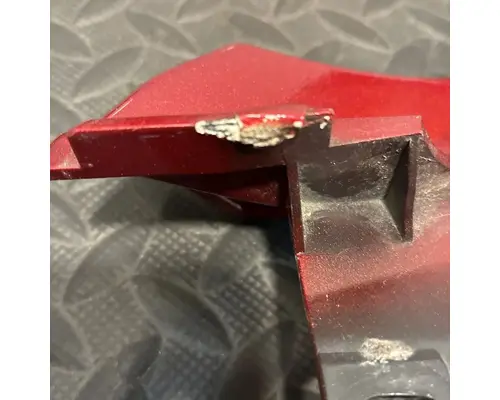 KENWORTH T680 Body Parts, Misc.