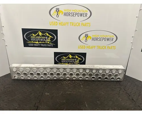 KENWORTH T680 Body Parts, Misc.