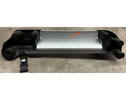 KENWORTH T680 Body Parts, Misc.