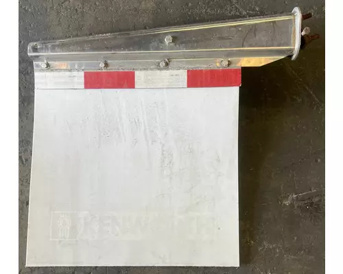 KENWORTH T680 Body Parts, Misc.