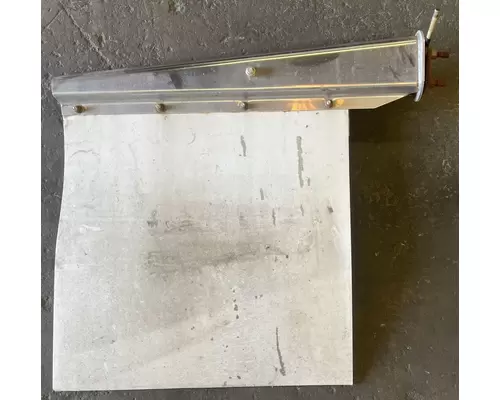 KENWORTH T680 Body Parts, Misc.