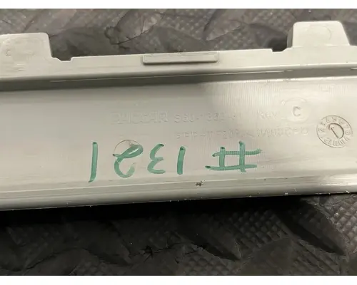 KENWORTH T680 Body Parts, Misc.