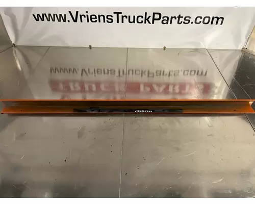 KENWORTH T680 Body Parts, Misc.