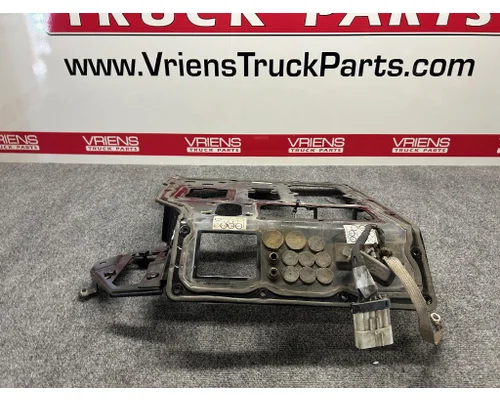 KENWORTH T680 Body Parts, Misc.