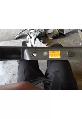KENWORTH T680 Body Parts, Misc.