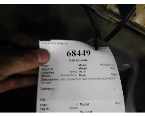 KENWORTH T680 Body Parts, Misc.