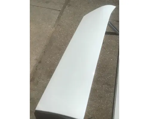 KENWORTH T680 Body Parts, Misc.