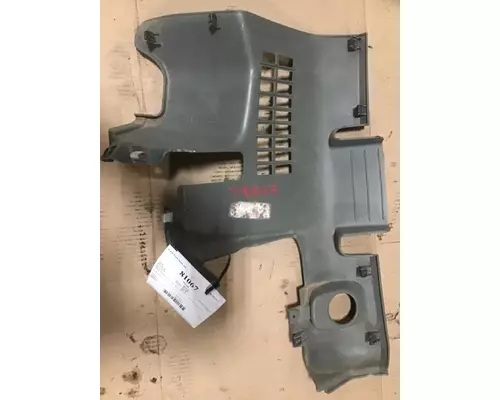 KENWORTH T680 Body Parts, Misc.